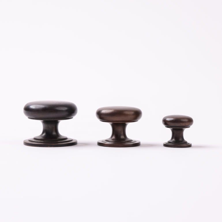 Kew Knob - Antique Bronze– Hepburn Hardware