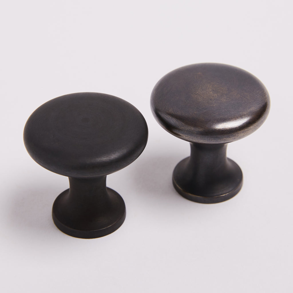 Ascot Knob - Scorched Black:Hepburn Hardware
