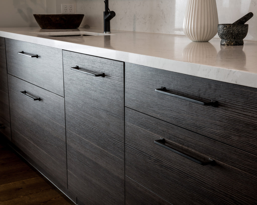 Bronte Handle - Blackest Black:Hepburn Hardware