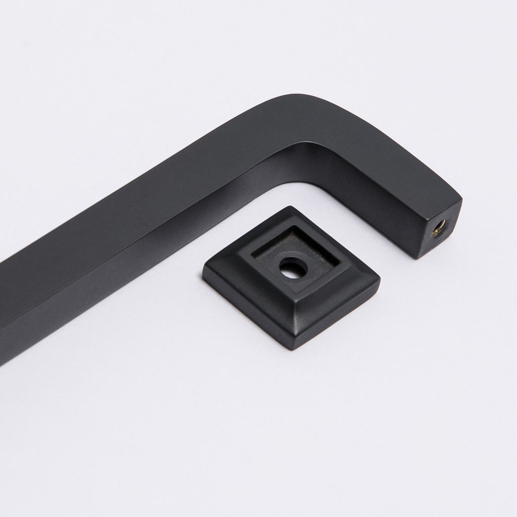 Bronte Handle - Blackest Black:Hepburn Hardware