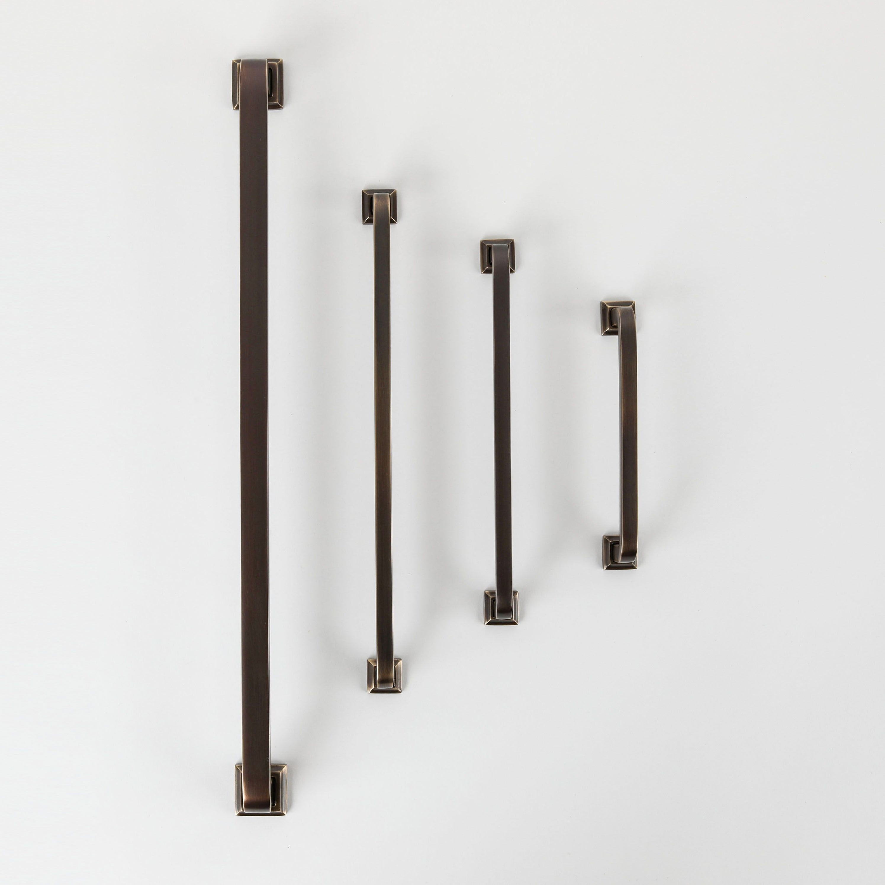 Oil Rubbed Bronze Bronte Handle | Hepburn Hardware