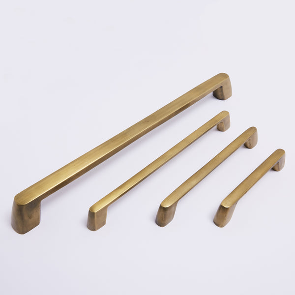 Surrey Handle - Acid Washed Brass:Hepburn Hardware