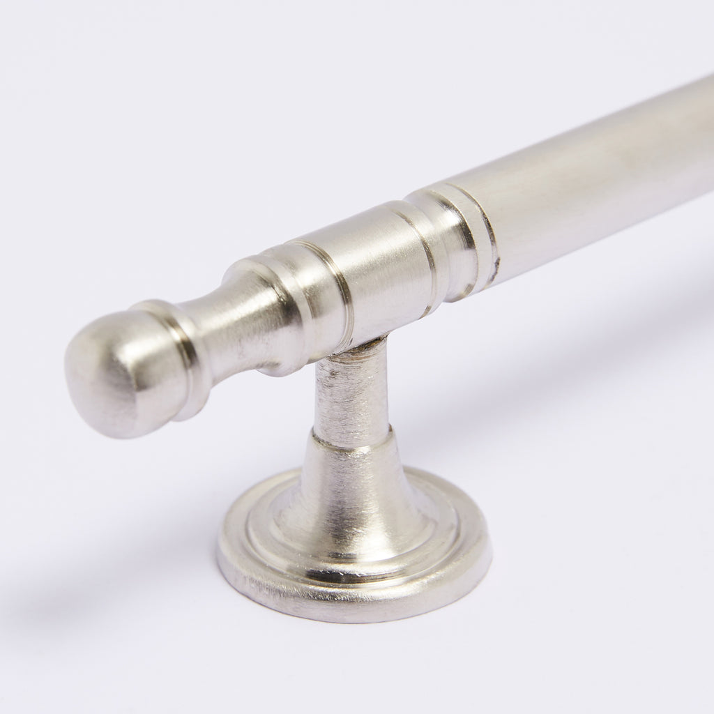 Kew Appliance Pull - Satin Nickel:Hepburn Hardware