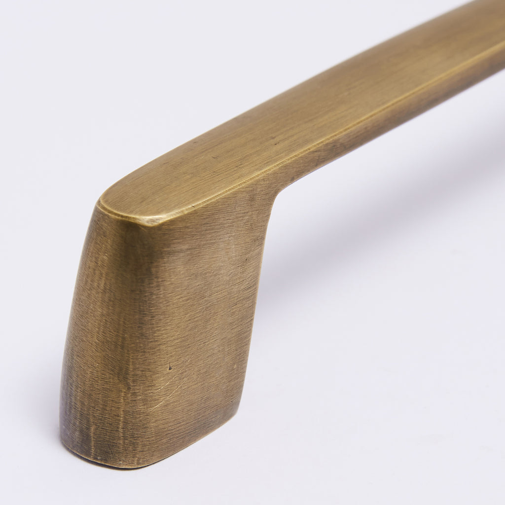 Surrey Handle - Acid Washed Brass:Hepburn Hardware