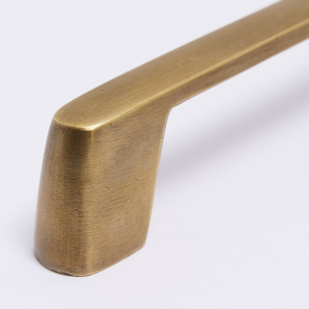 Surrey Appliance Pull - Acid Washed Brass:Hepburn Hardware