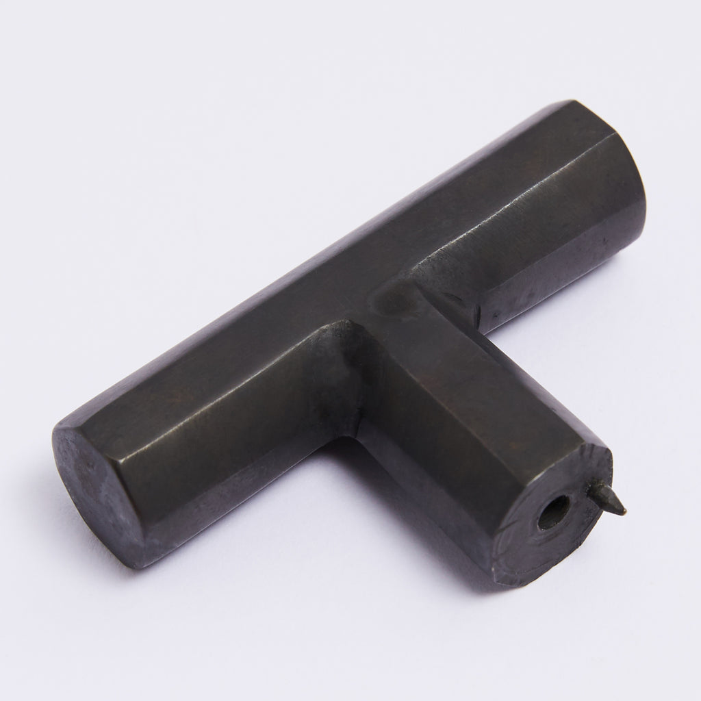 Henley T-Bar - Scorched Black:Hepburn Hardware