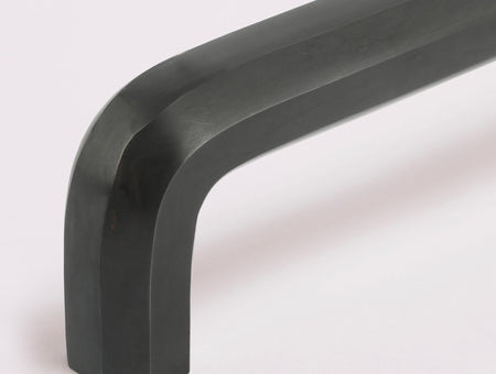 Henley Handle - Scorched Black:Hepburn Hardware